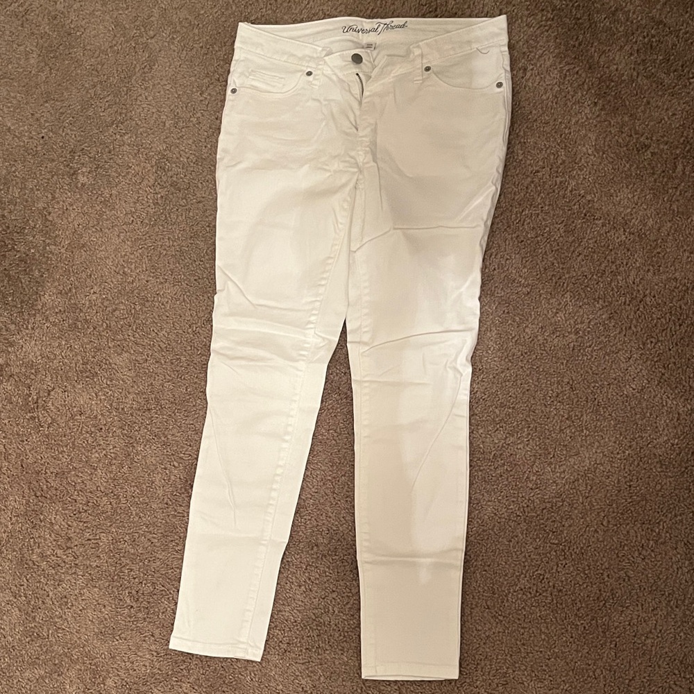 Universal Thread Classic White Denim - image 1